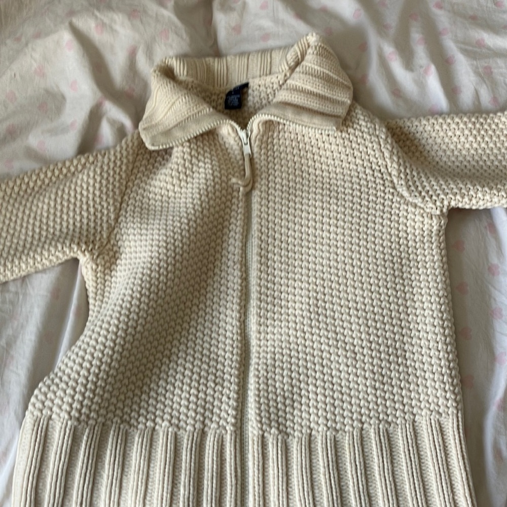 Comfy and Adorable white sweater.